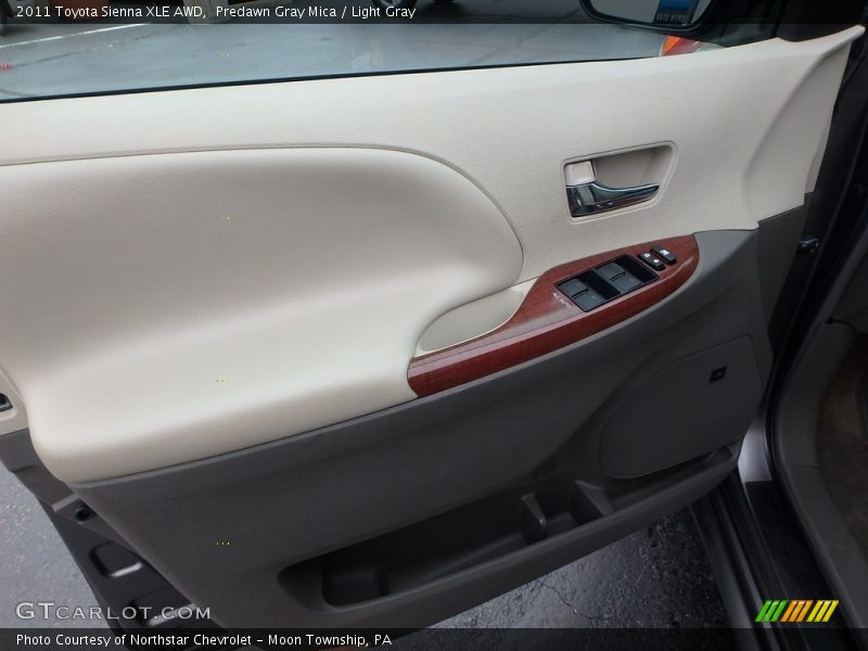 Predawn Gray Mica / Light Gray 2011 Toyota Sienna XLE AWD