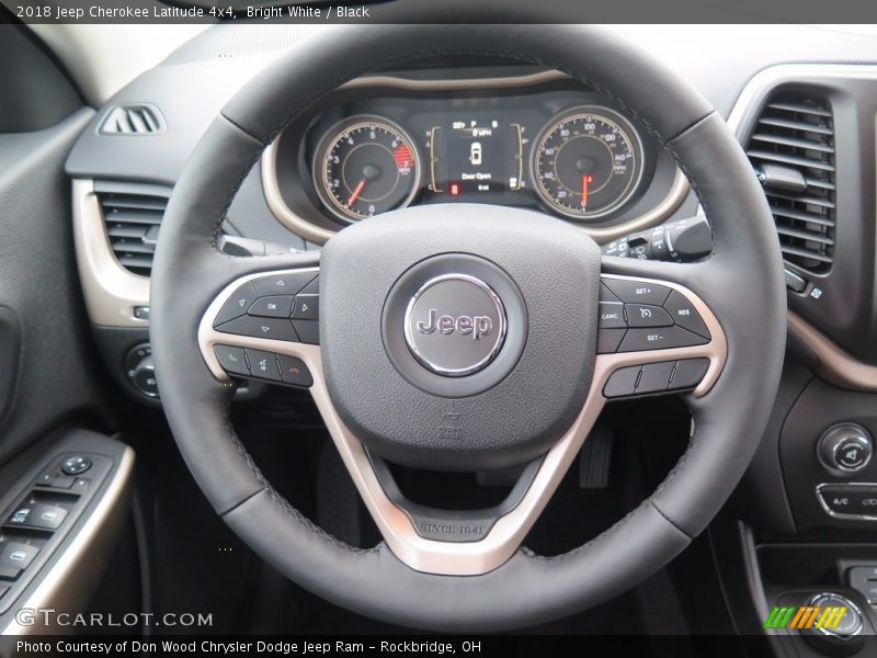 Bright White / Black 2018 Jeep Cherokee Latitude 4x4