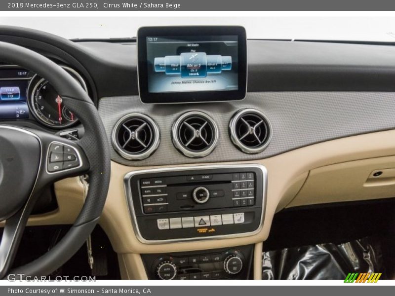 Cirrus White / Sahara Beige 2018 Mercedes-Benz GLA 250