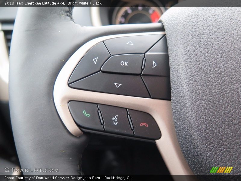 Bright White / Black 2018 Jeep Cherokee Latitude 4x4