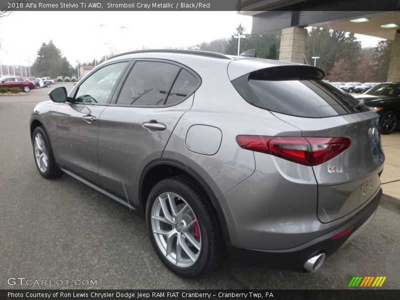 Stromboli Gray Metallic / Black/Red 2018 Alfa Romeo Stelvio Ti AWD