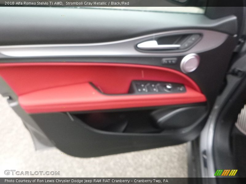 Stromboli Gray Metallic / Black/Red 2018 Alfa Romeo Stelvio Ti AWD