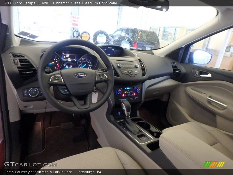 Cinnamon Glaze / Medium Light Stone 2018 Ford Escape SE 4WD