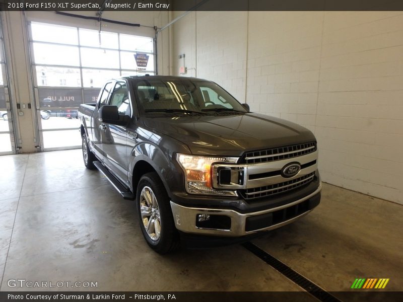 Magnetic / Earth Gray 2018 Ford F150 XLT SuperCab