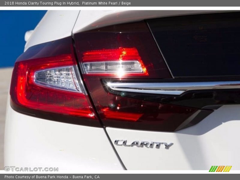  2018 Clarity Touring Plug In Hybrid Logo