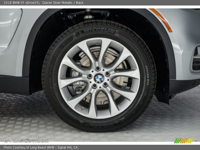 Glacier Silver Metallic / Black 2018 BMW X5 sDrive35i