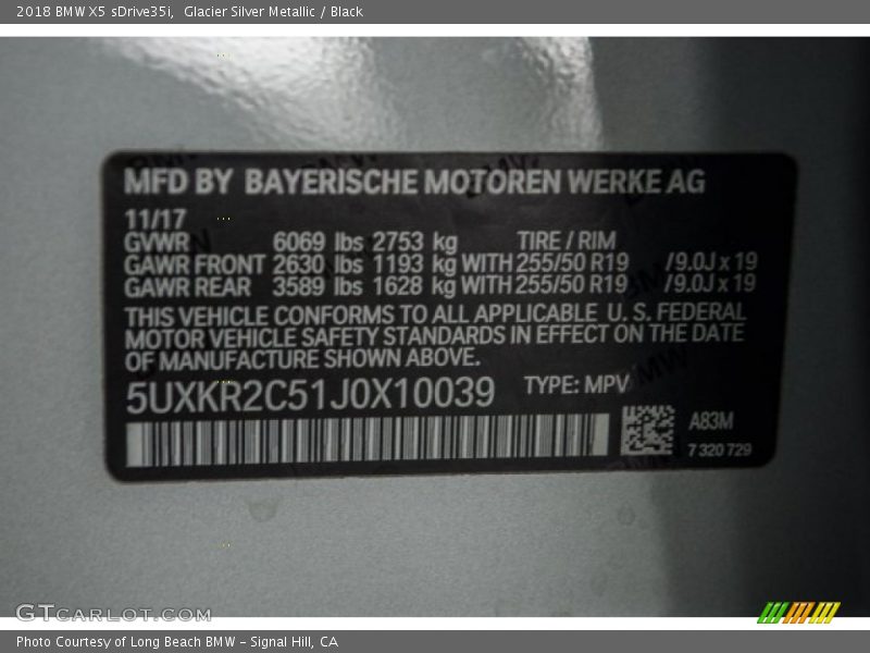 Glacier Silver Metallic / Black 2018 BMW X5 sDrive35i