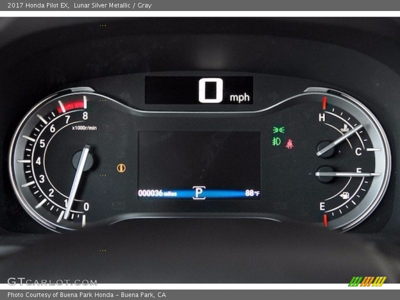 Lunar Silver Metallic / Gray 2017 Honda Pilot EX