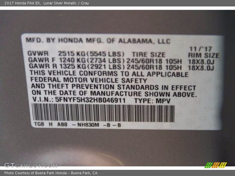 Lunar Silver Metallic / Gray 2017 Honda Pilot EX