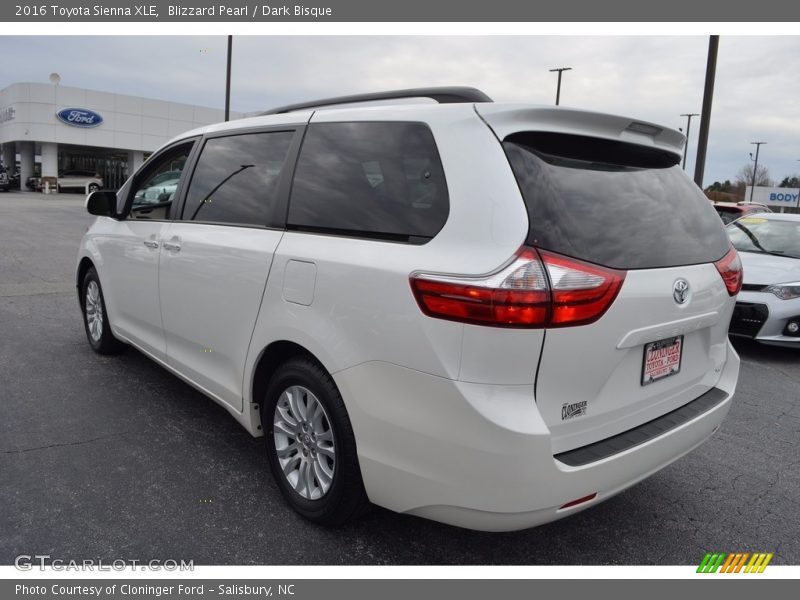Blizzard Pearl / Dark Bisque 2016 Toyota Sienna XLE