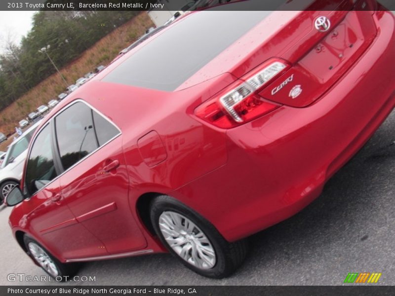 Barcelona Red Metallic / Ivory 2013 Toyota Camry LE