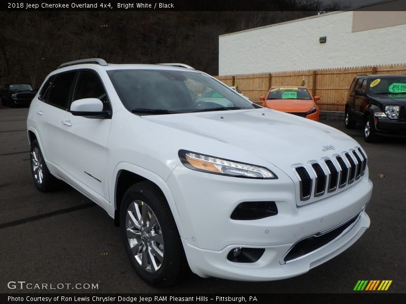 Bright White / Black 2018 Jeep Cherokee Overland 4x4