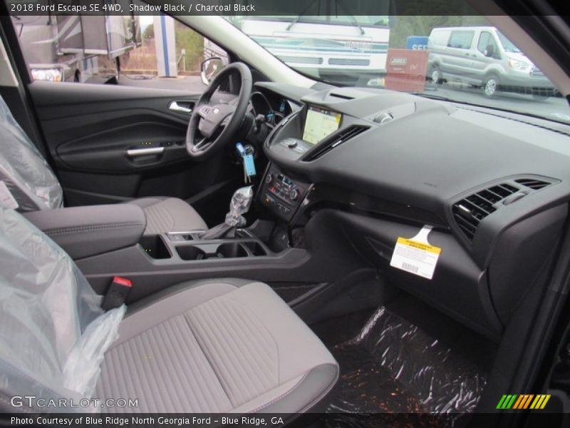 Shadow Black / Charcoal Black 2018 Ford Escape SE 4WD