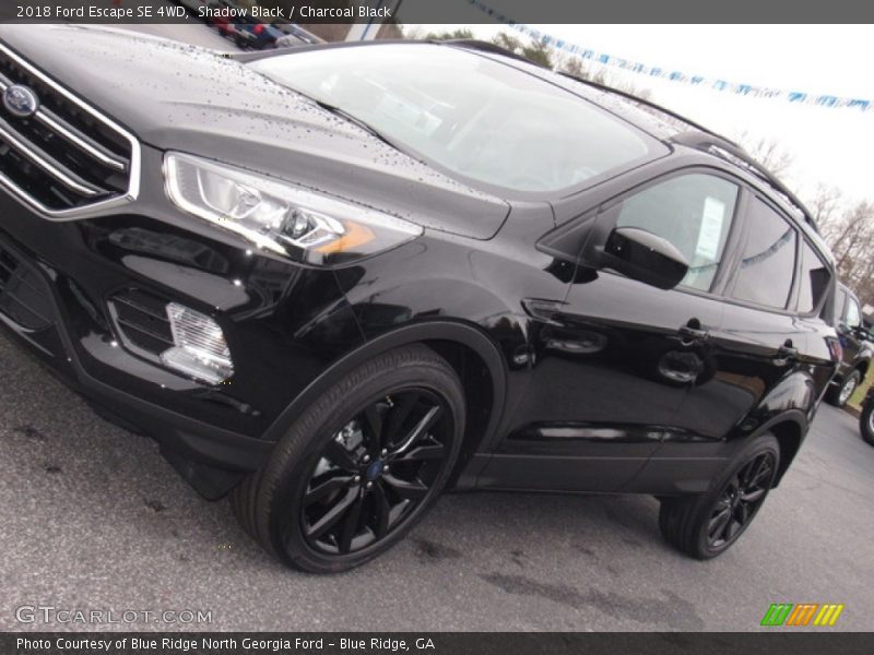 Shadow Black / Charcoal Black 2018 Ford Escape SE 4WD