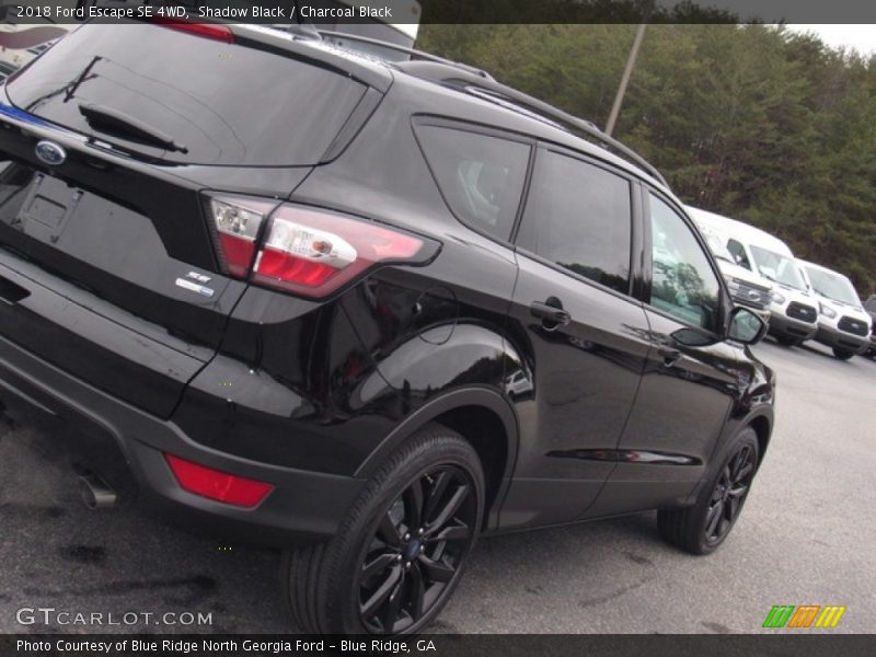 Shadow Black / Charcoal Black 2018 Ford Escape SE 4WD