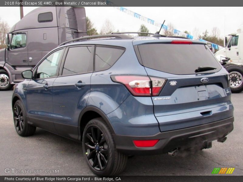 Blue Metallic / Charcoal Black 2018 Ford Escape SE 4WD