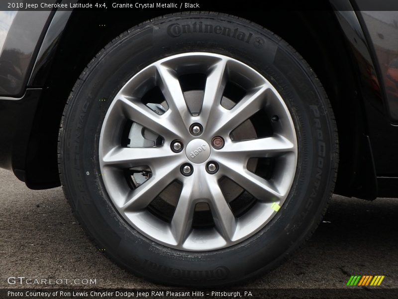 Granite Crystal Metallic / Black 2018 Jeep Cherokee Latitude 4x4