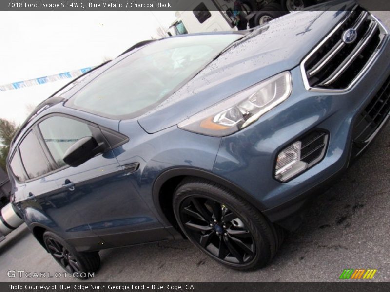 Blue Metallic / Charcoal Black 2018 Ford Escape SE 4WD