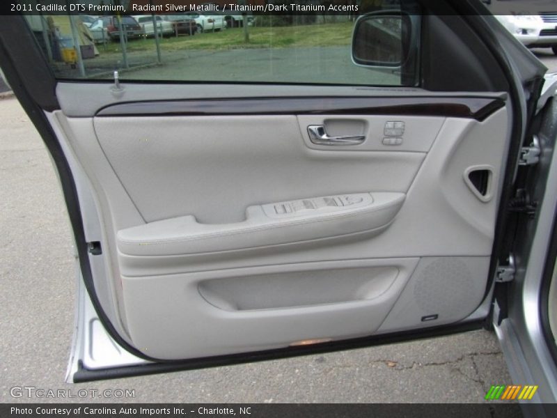 Radiant Silver Metallic / Titanium/Dark Titanium Accents 2011 Cadillac DTS Premium