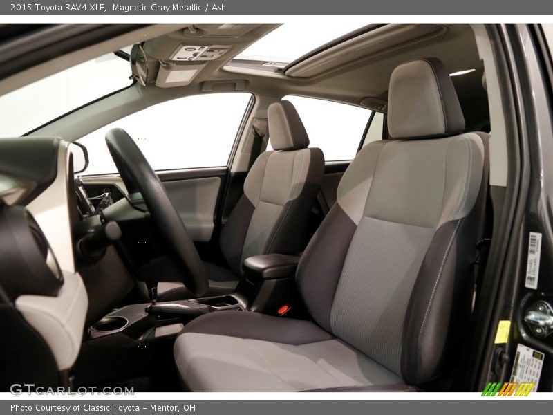 Magnetic Gray Metallic / Ash 2015 Toyota RAV4 XLE