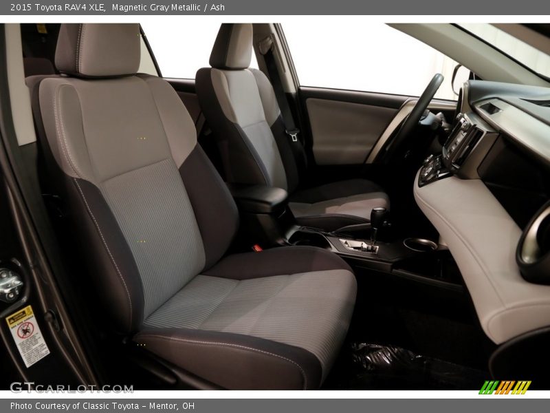 Magnetic Gray Metallic / Ash 2015 Toyota RAV4 XLE
