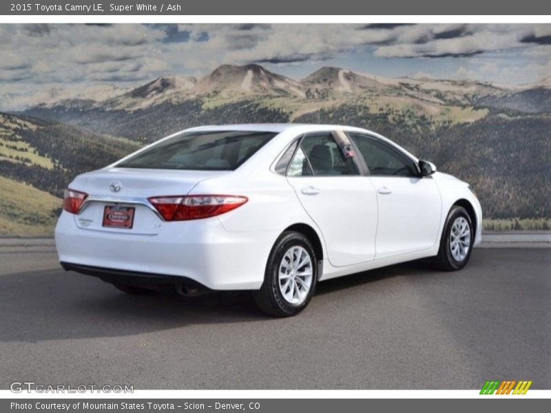 Super White / Ash 2015 Toyota Camry LE