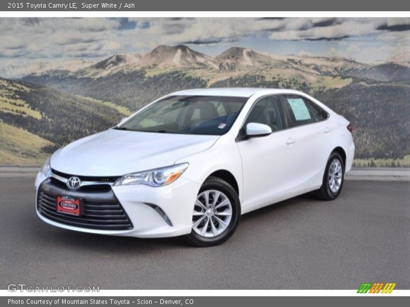 Super White / Ash 2015 Toyota Camry LE