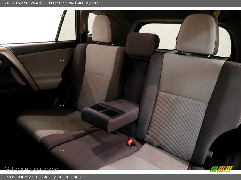 Magnetic Gray Metallic / Ash 2015 Toyota RAV4 XLE