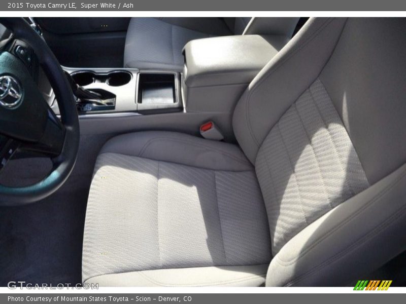 Super White / Ash 2015 Toyota Camry LE