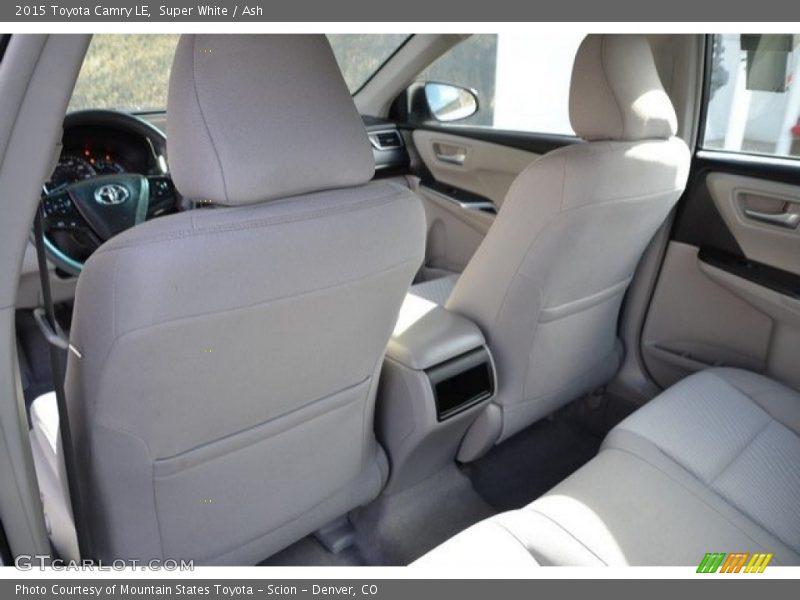 Super White / Ash 2015 Toyota Camry LE