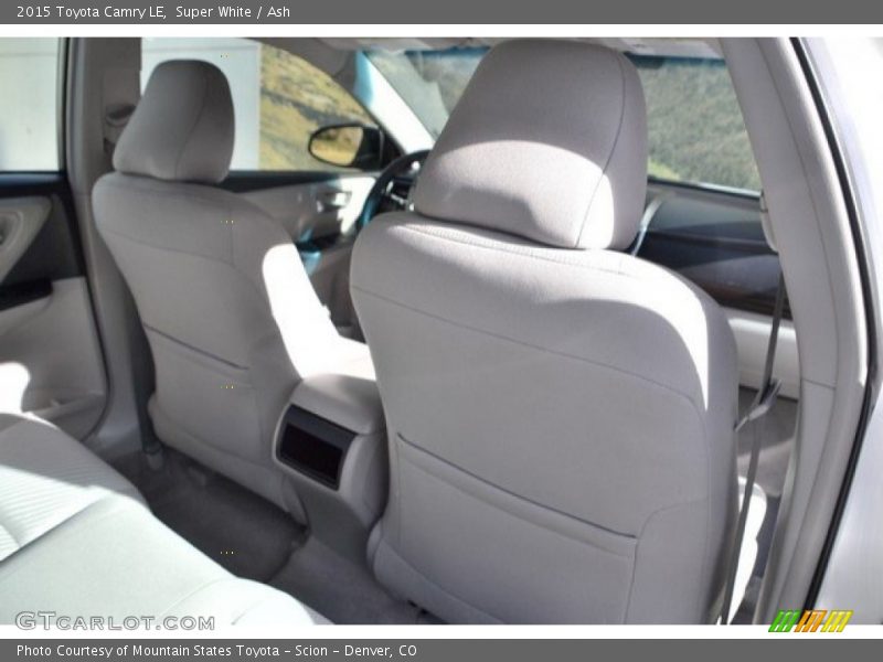 Super White / Ash 2015 Toyota Camry LE