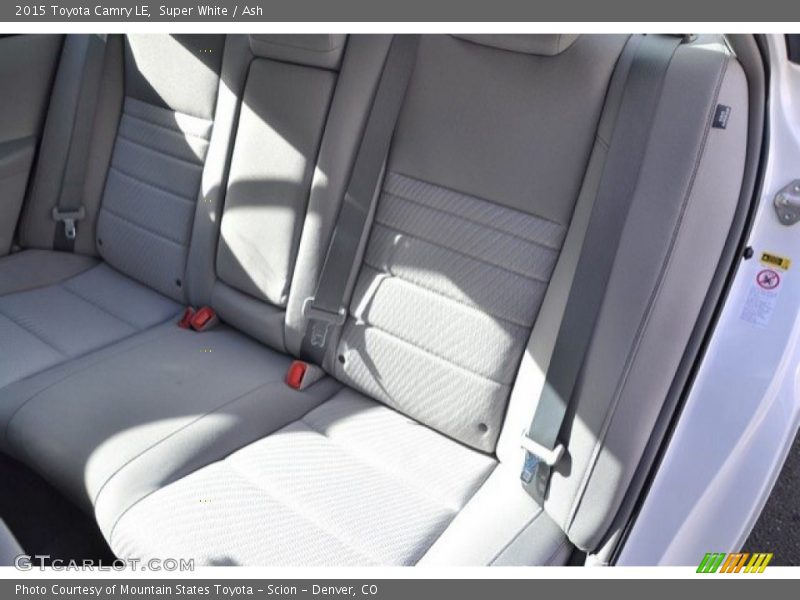 Super White / Ash 2015 Toyota Camry LE
