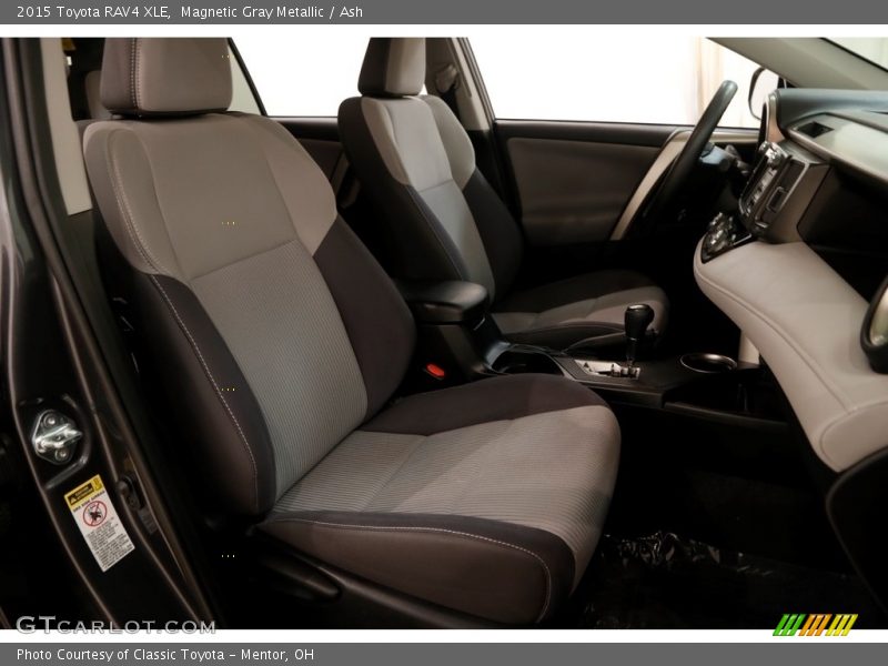 Magnetic Gray Metallic / Ash 2015 Toyota RAV4 XLE