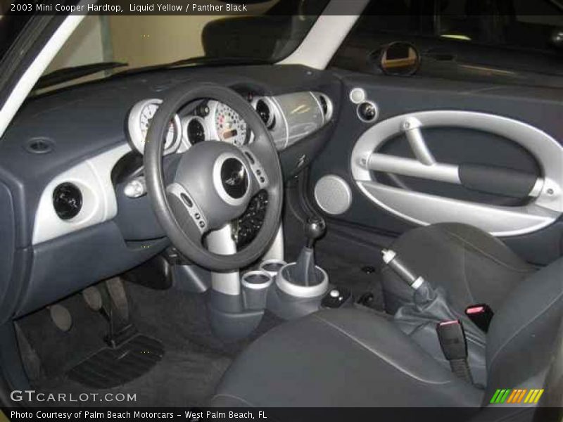 Liquid Yellow / Panther Black 2003 Mini Cooper Hardtop