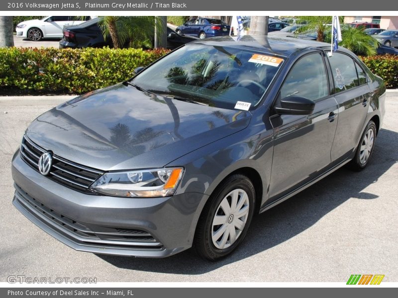 Platinum Grey Metallic / Titan Black 2016 Volkswagen Jetta S