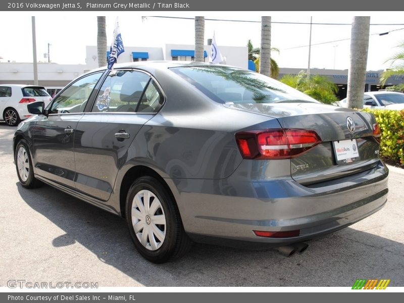 Platinum Grey Metallic / Titan Black 2016 Volkswagen Jetta S