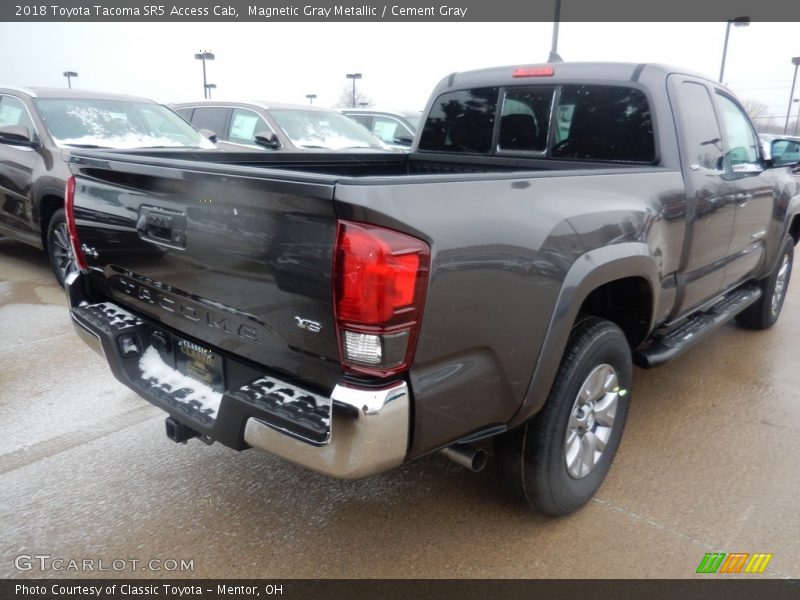 Magnetic Gray Metallic / Cement Gray 2018 Toyota Tacoma SR5 Access Cab