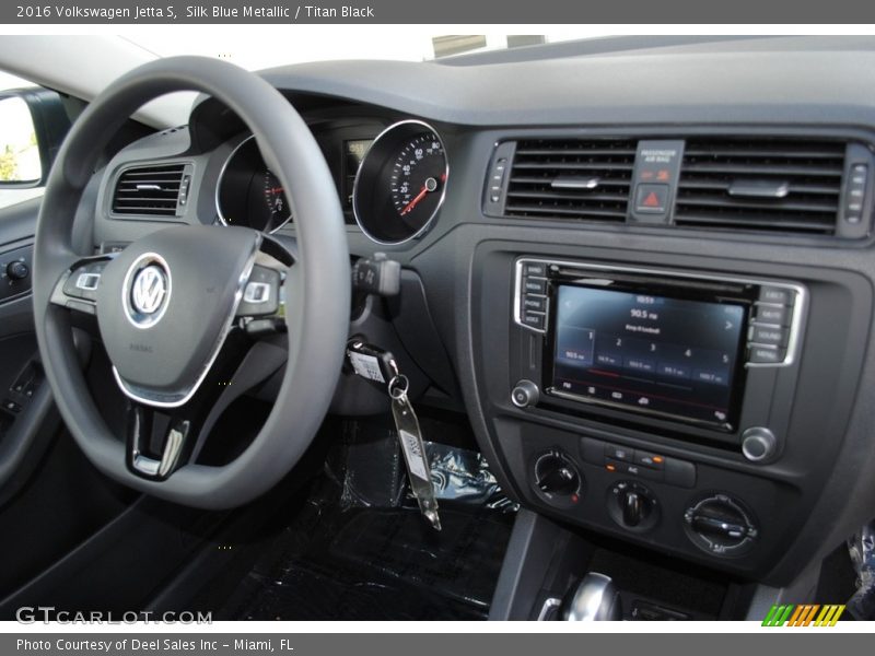 Silk Blue Metallic / Titan Black 2016 Volkswagen Jetta S