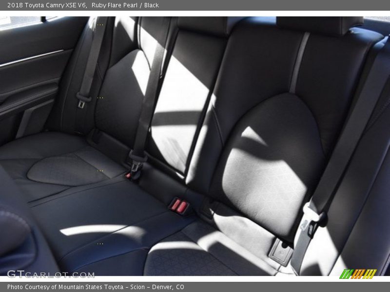Ruby Flare Pearl / Black 2018 Toyota Camry XSE V6