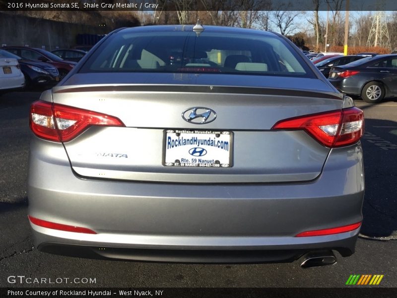 Shale Gray Metallic / Gray 2016 Hyundai Sonata SE