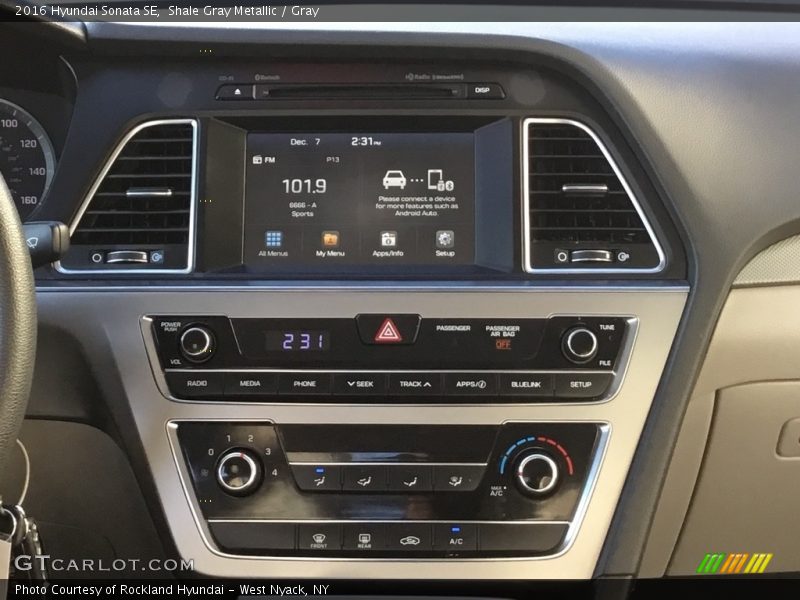 Shale Gray Metallic / Gray 2016 Hyundai Sonata SE