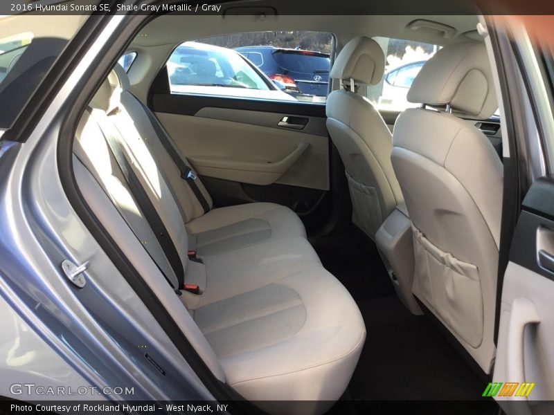 Shale Gray Metallic / Gray 2016 Hyundai Sonata SE