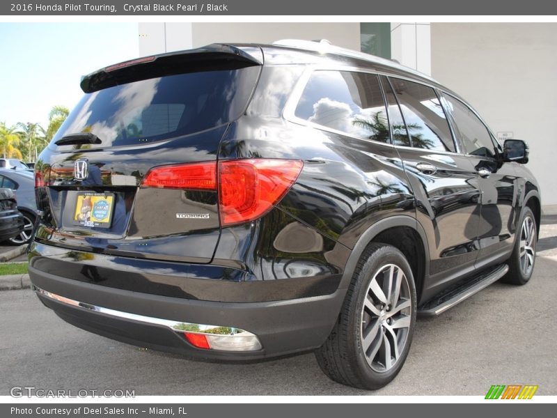 Crystal Black Pearl / Black 2016 Honda Pilot Touring