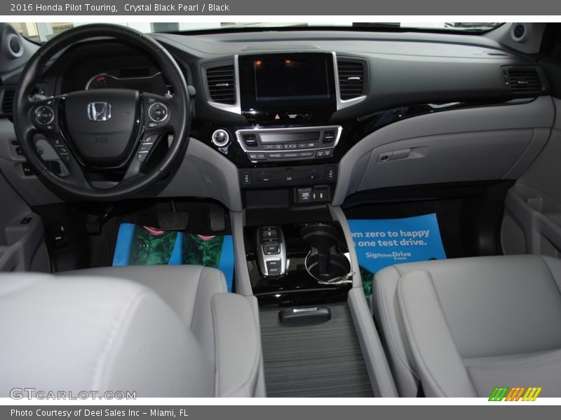Crystal Black Pearl / Black 2016 Honda Pilot Touring