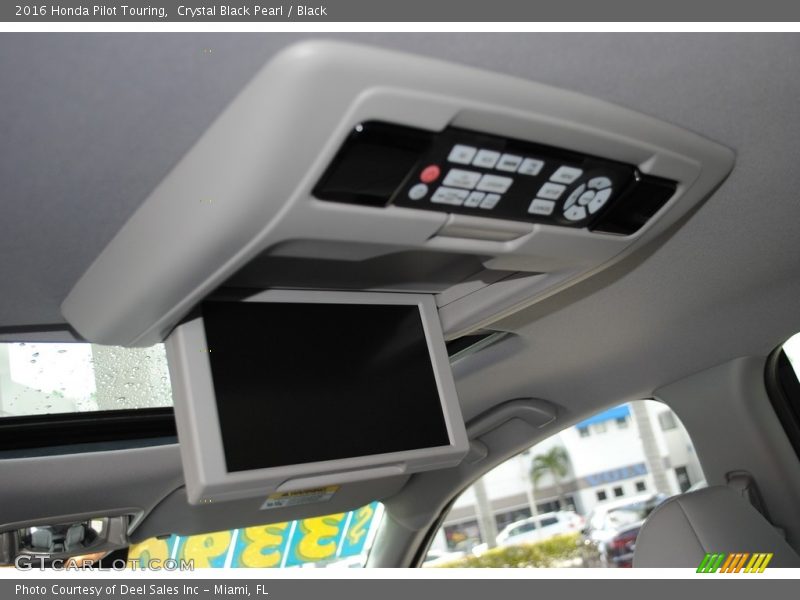Crystal Black Pearl / Black 2016 Honda Pilot Touring
