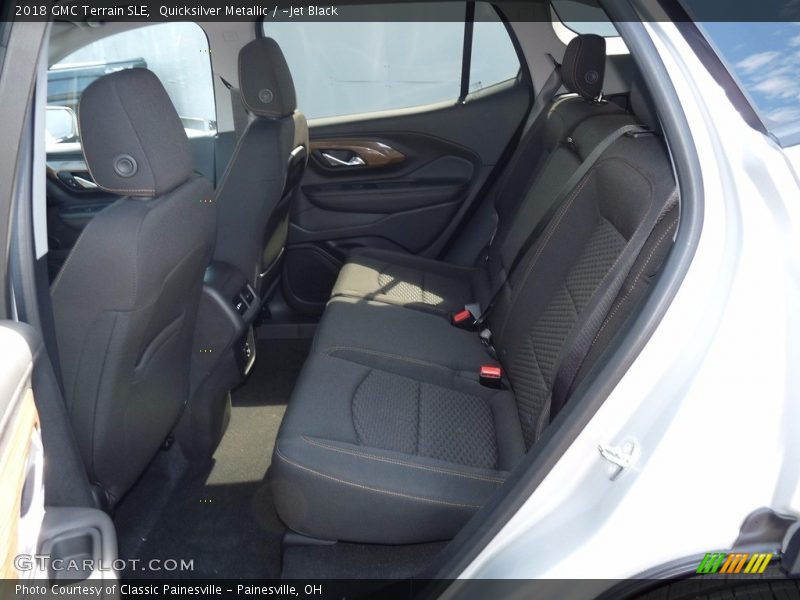 Quicksilver Metallic / ­Jet Black 2018 GMC Terrain SLE
