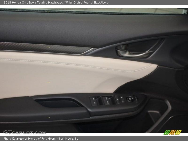 White Orchid Pearl / Black/Ivory 2018 Honda Civic Sport Touring Hatchback
