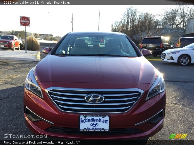 Venetian Red / Beige 2016 Hyundai Sonata SE
