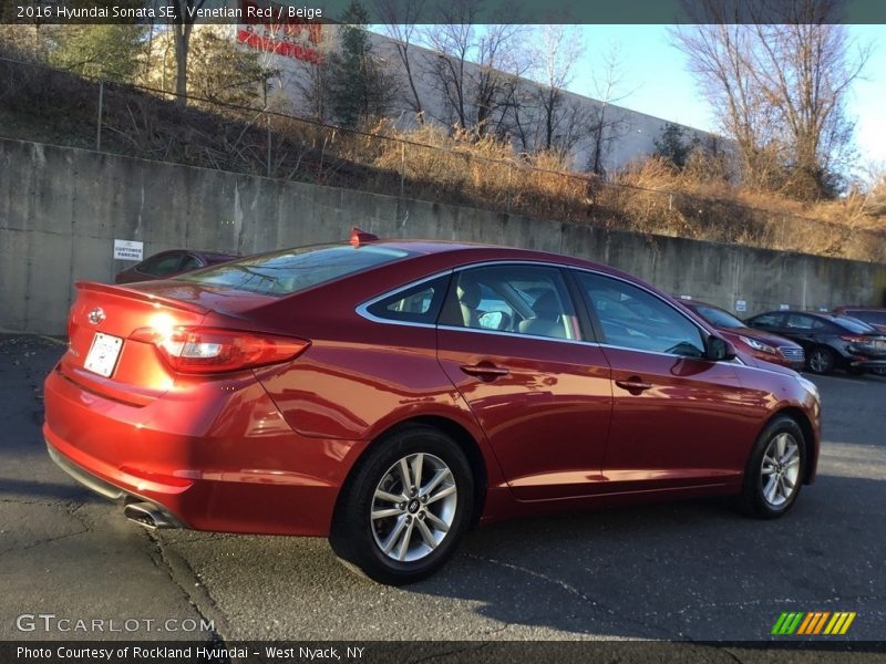 Venetian Red / Beige 2016 Hyundai Sonata SE