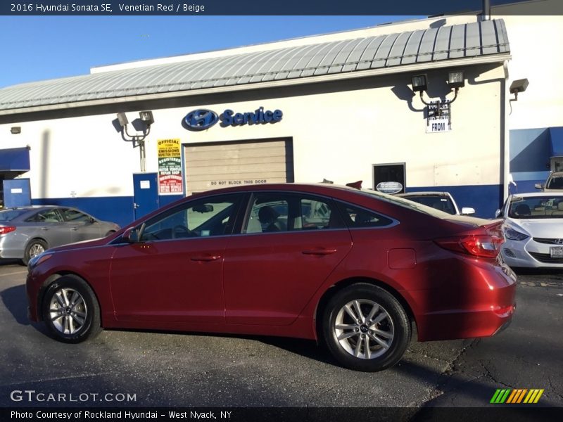Venetian Red / Beige 2016 Hyundai Sonata SE